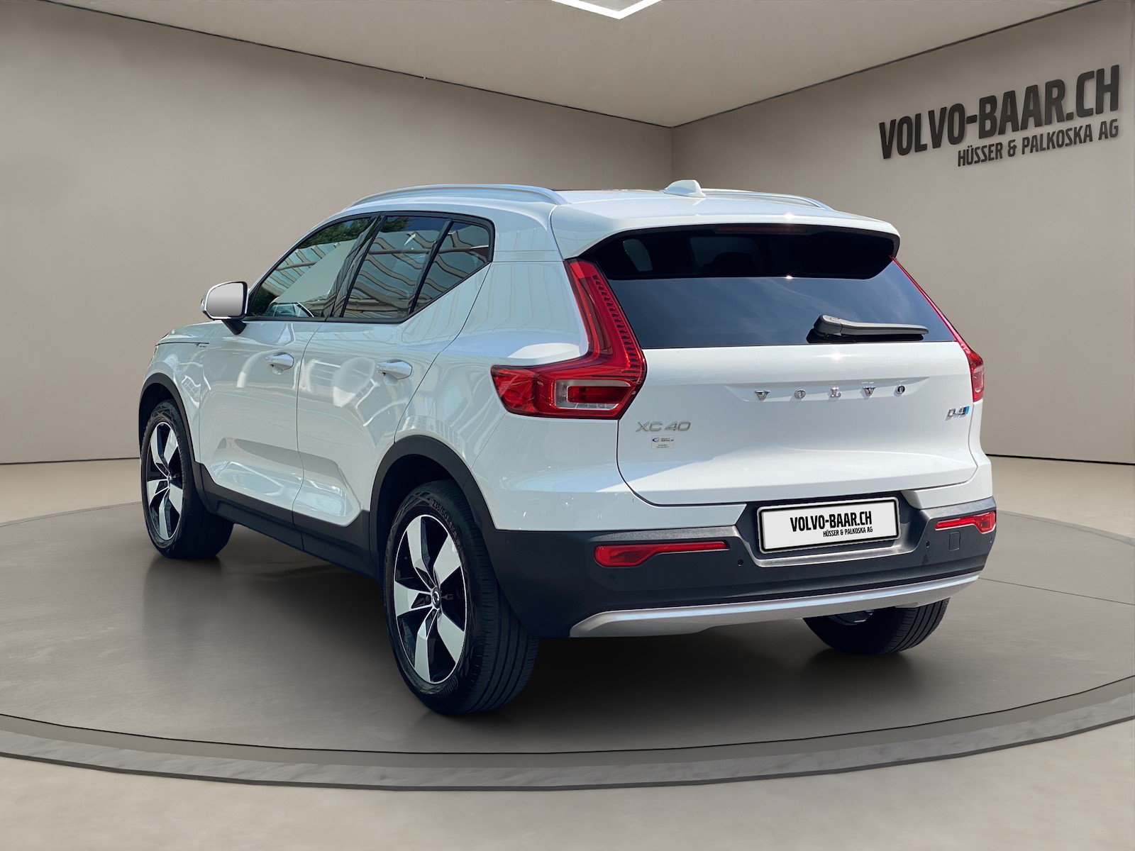 VOLVO XC40 2.0 D4 Momentum AWD, Diesel, Occasion / Gebraucht, Automatik - 3