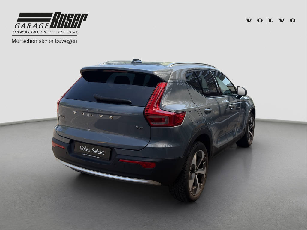 VOLVO XC40 T2 Core Geartronic, Benzin, Occasion / Gebraucht, Automatik - 4