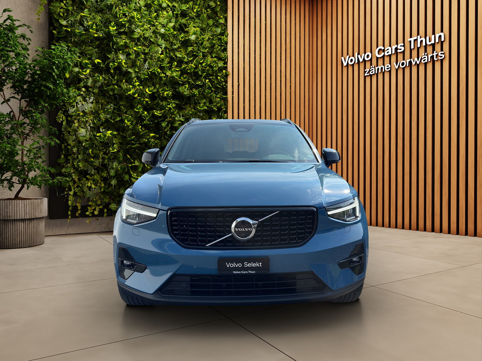 VOLVO XC40 2.0 B4 MH Plus Dark AWD, Mild-Hybrid Benzin/Elektro, Occasion / Gebraucht, Automatik - 2