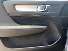 VOLVO XC40 T2 Core Geartronic, Benzin, Occasion / Gebraucht, Automatik - 7