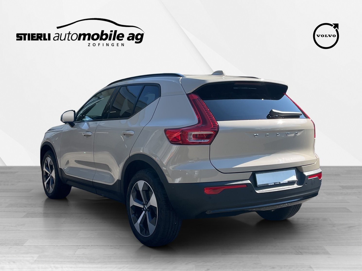 VOLVO XC40 2.0 B4 MH Ultra Dark, Mild-Hybrid Benzin/Elektro, Occasion / Gebraucht, Automatik - 7