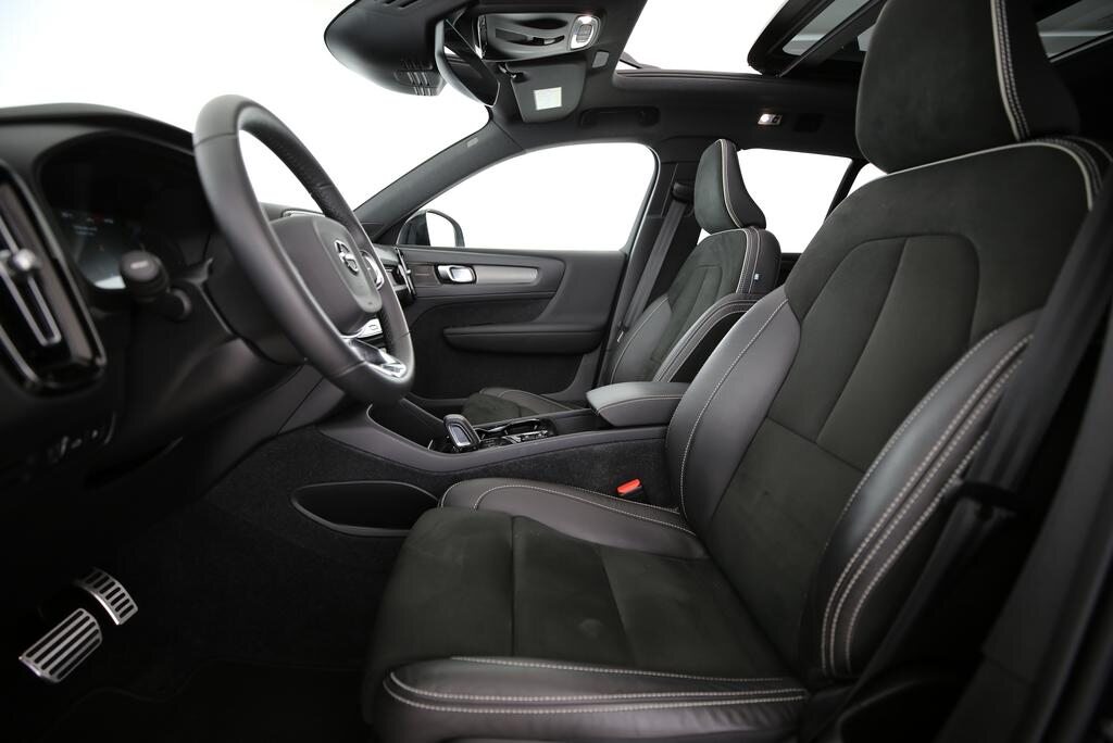 VOLVO XC40 1.5 T4 PiH R-Design, Hybride Rechargeable Essence/Électricité, Occasion / Utilisé, Automatique - 3