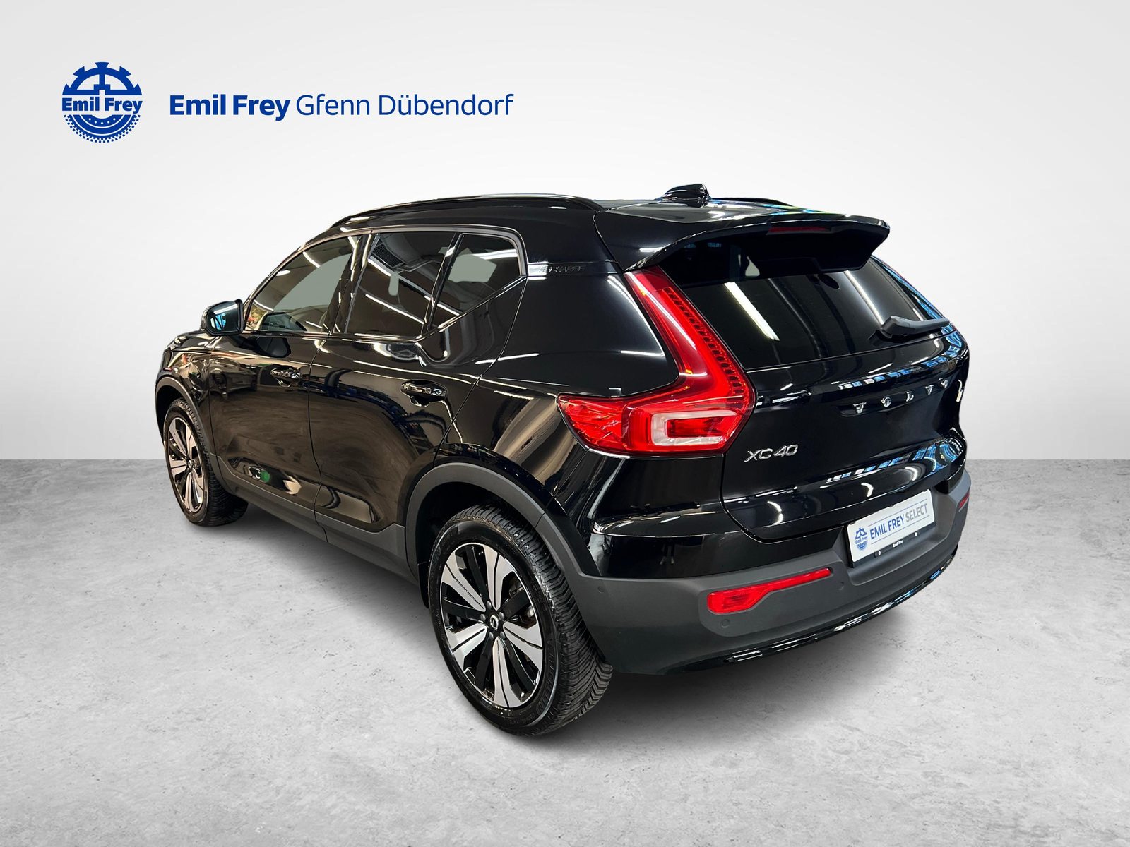 VOLVO XC40 1.5 T4 PiH Plus Dark, Plug-in-Hybrid Petrol/Electric, Second hand / Used, Automatic - 6