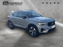 VOLVO XC40 2.0 B3 MH Plus Dark, Mild-Hybrid Benzin/Elektro, Occasion / Gebraucht, Automatik - 2