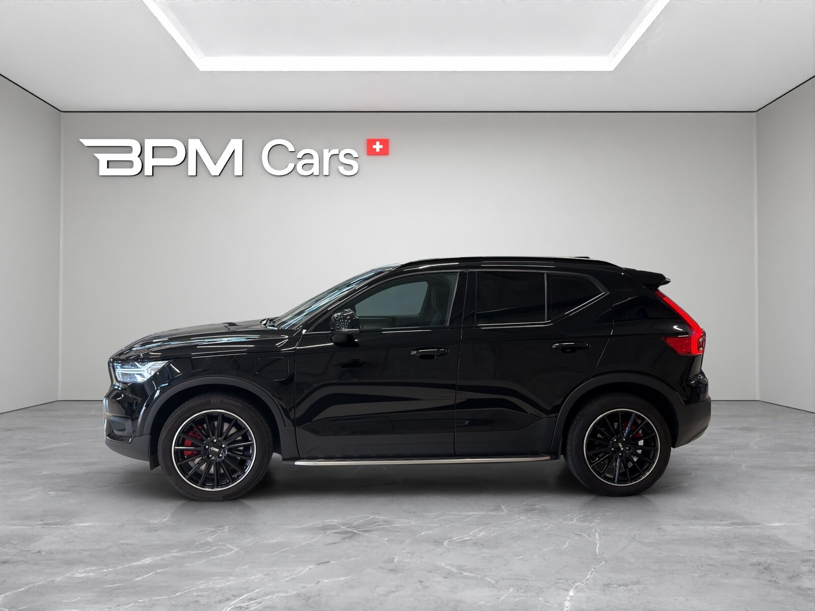 VOLVO XC40 1.5 T4 PiH R-Design, Plug-in-Hybrid Benzin/Elektro, Occasion / Gebraucht, Automatik - 7