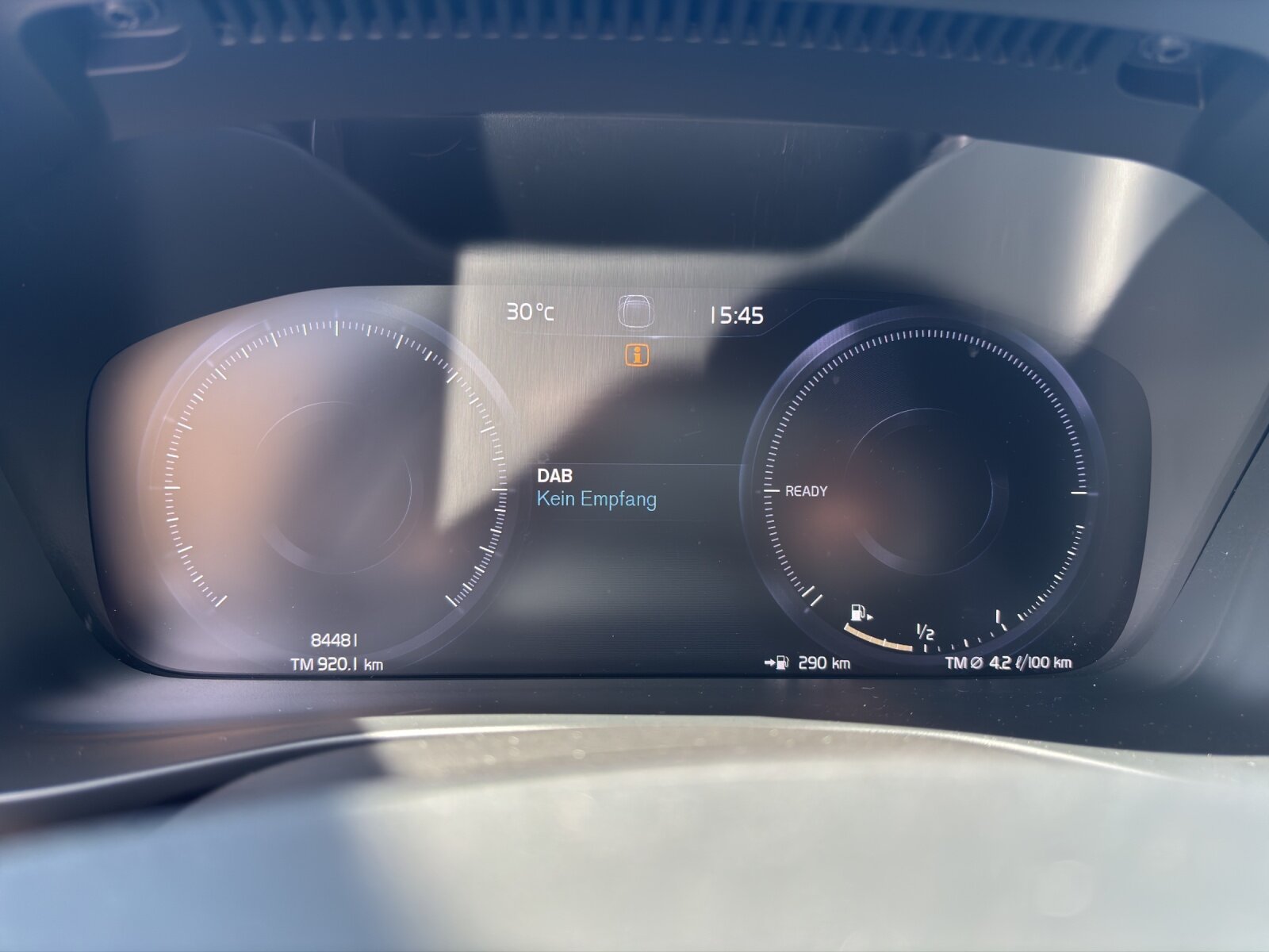 VOLVO XC40 1.5 T5 PiH Plus Bright, Plug-in-Hybrid Benzina/Elettrica, Occasioni / Usate, Automatico - 2