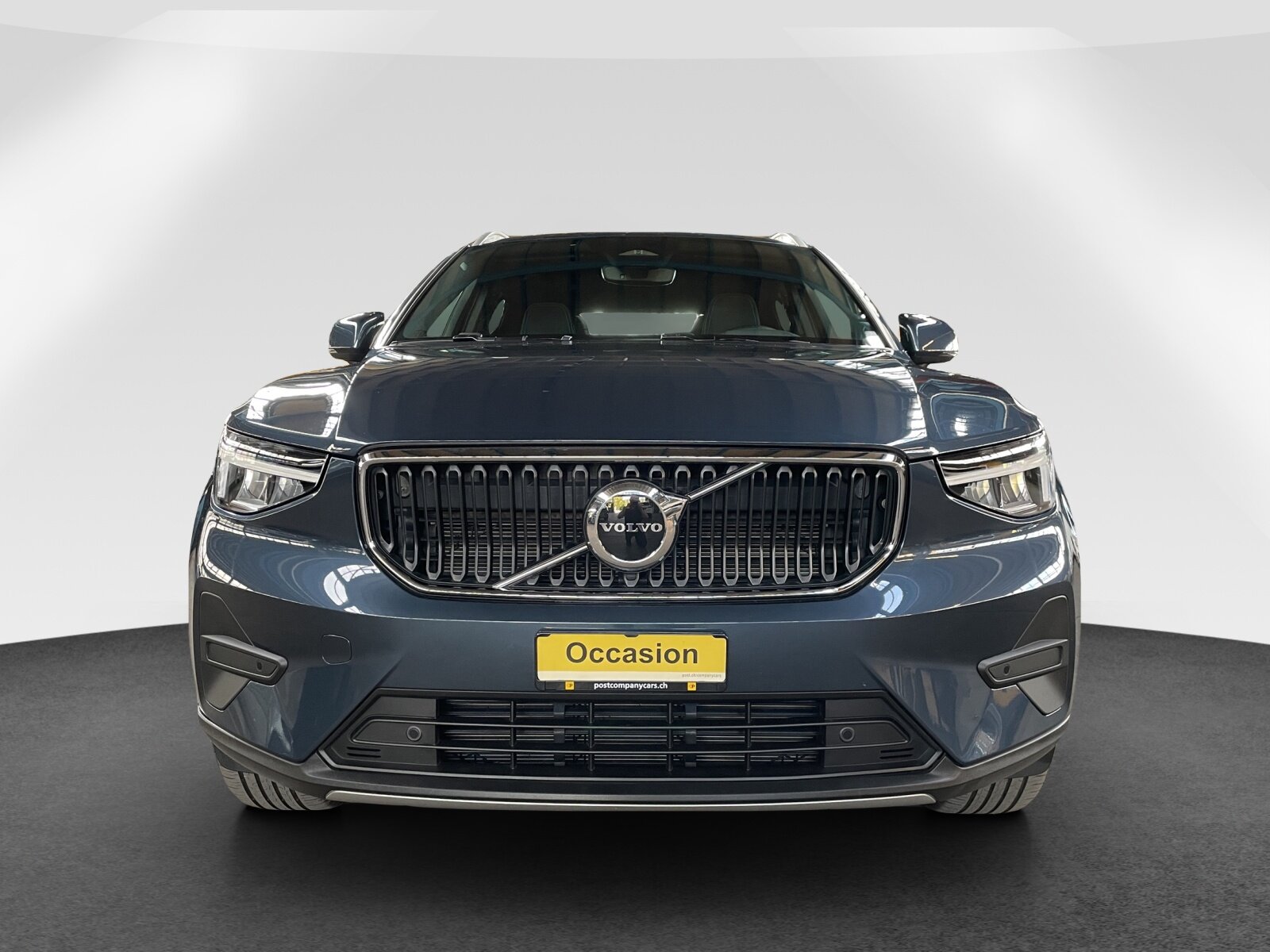 VOLVO XC40 2.0 B3 MH XCITE, Mild-Hybrid Petrol/Electric, Second hand / Used, Automatic - 2