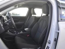 VOLVO XC40 T2 Momentum Light Geartronic, Petrol, Second hand / Used, Automatic - 6