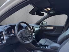 VOLVO XC40 2.0 B3 MH Plus Dark, Mild-Hybrid Petrol/Electric, Second hand / Used, Automatic - 6