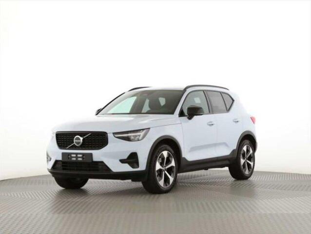 VOLVO XC40 2.0 B3 MH Plus Dark, Mild-Hybrid Petrol/Electric, Second hand / Used, Automatic