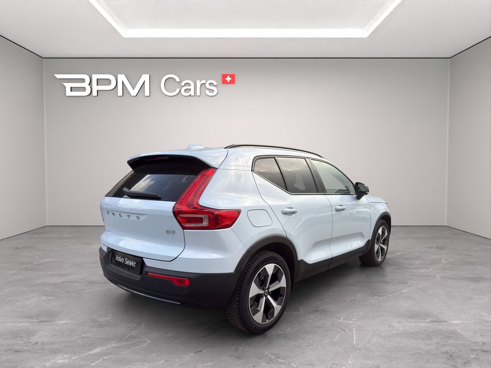 VOLVO XC40 2.0 B3 MH Plus Dark, Mild-Hybrid Petrol/Electric, Second hand / Used, Automatic - 5