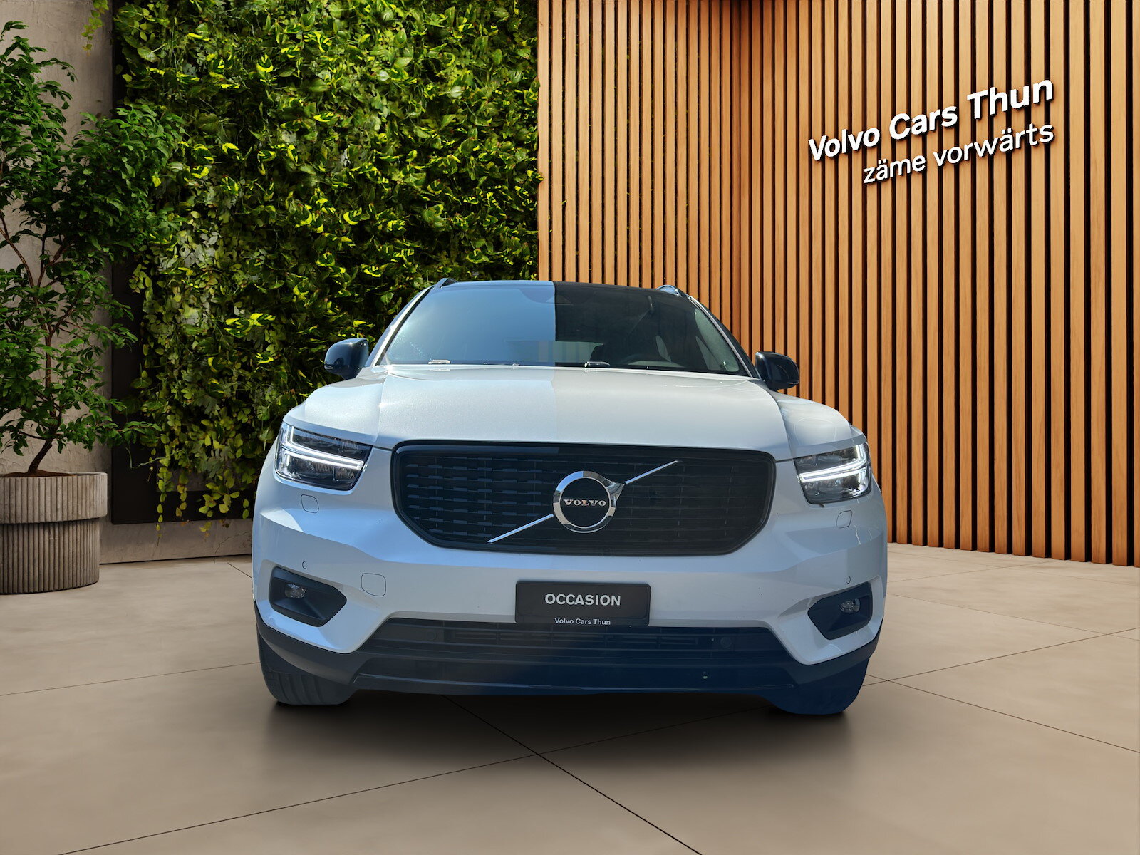 VOLVO XC40 2.0 T4 R-Design AWD, Petrol, Second hand / Used, Automatic - 2