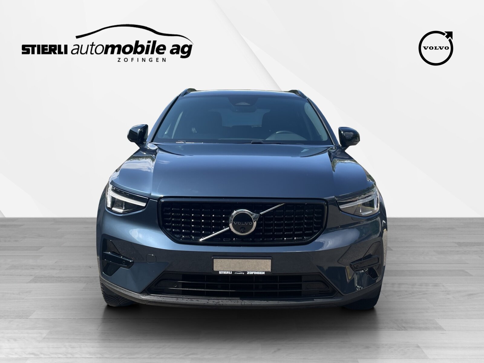 VOLVO XC40 2.0 B3 MH Plus Dark, Hybride Léger Essence/Électricité, Occasion / Utilisé, Automatique - 2