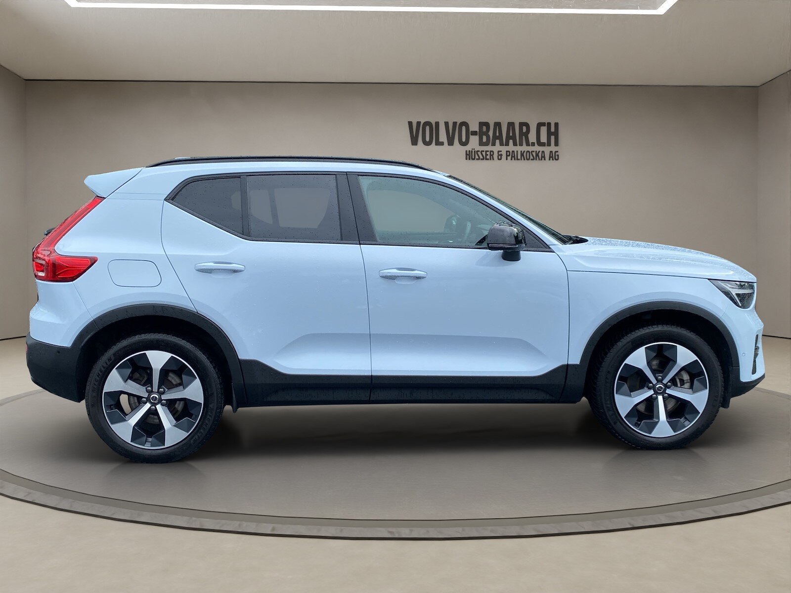VOLVO XC40 2.0 B3 MH Plus Dark, Mild-Hybrid Petrol/Electric, Second hand / Used, Automatic - 6