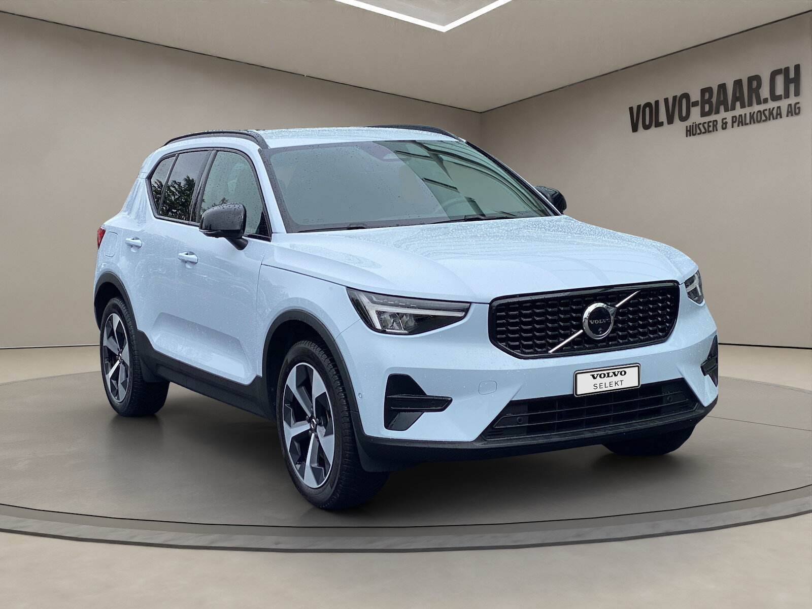 VOLVO XC40 2.0 B3 MH Plus Dark, Mild-Hybrid Petrol/Electric, Second hand / Used, Automatic - 7
