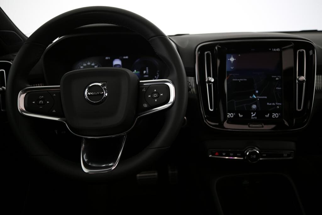 VOLVO XC40 1.5 T4 PiH R-Design, Plug-in-Hybrid Petrol/Electric, Second hand / Used, Automatic - 6