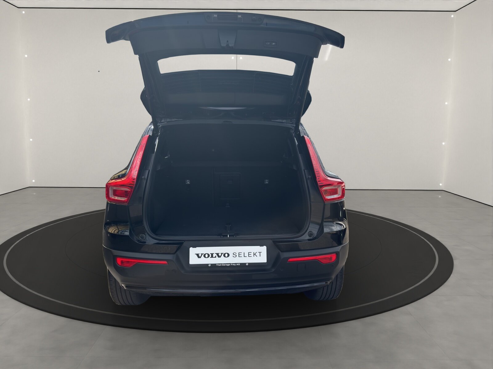 VOLVO XC40 2.0 B4 MH Plus Dark AWD, Mild-Hybrid Petrol/Electric, Second hand / Used, Automatic - 4