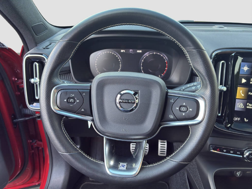 VOLVO XC40 2.0 T4 R-Design AWD, Essence, Occasion / Utilisé, Automatique - 7