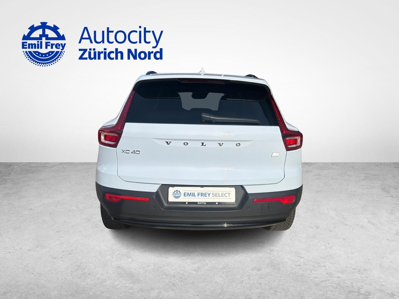 VOLVO XC40 1.5 T4 PiH Ultimate Dark, Plug-in-Hybrid Benzin/Elektro, Occasion / Gebraucht, Automatik - 4