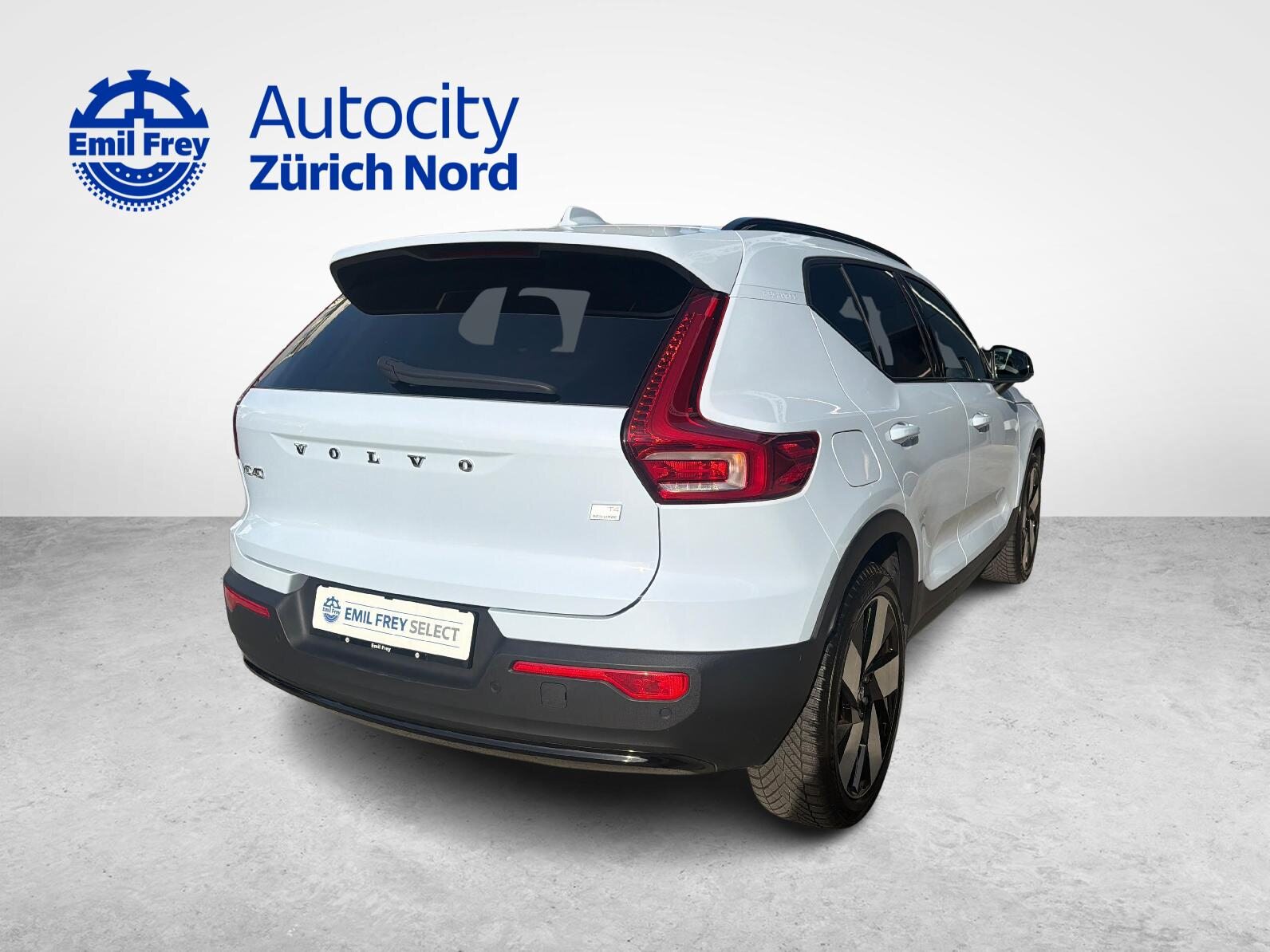 VOLVO XC40 1.5 T4 PiH Ultimate Dark, Plug-in-Hybrid Benzin/Elektro, Occasion / Gebraucht, Automatik - 5