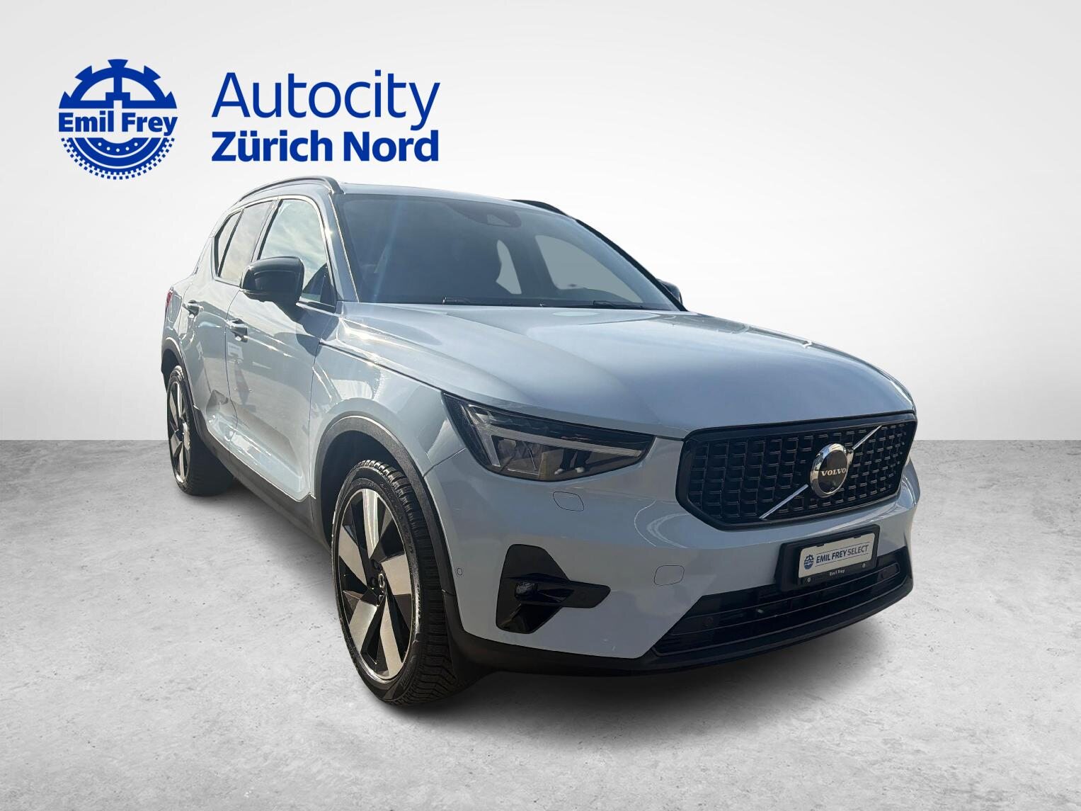 VOLVO XC40 1.5 T4 PiH Ultimate Dark, Plug-in-Hybrid Benzin/Elektro, Occasion / Gebraucht, Automatik - 7