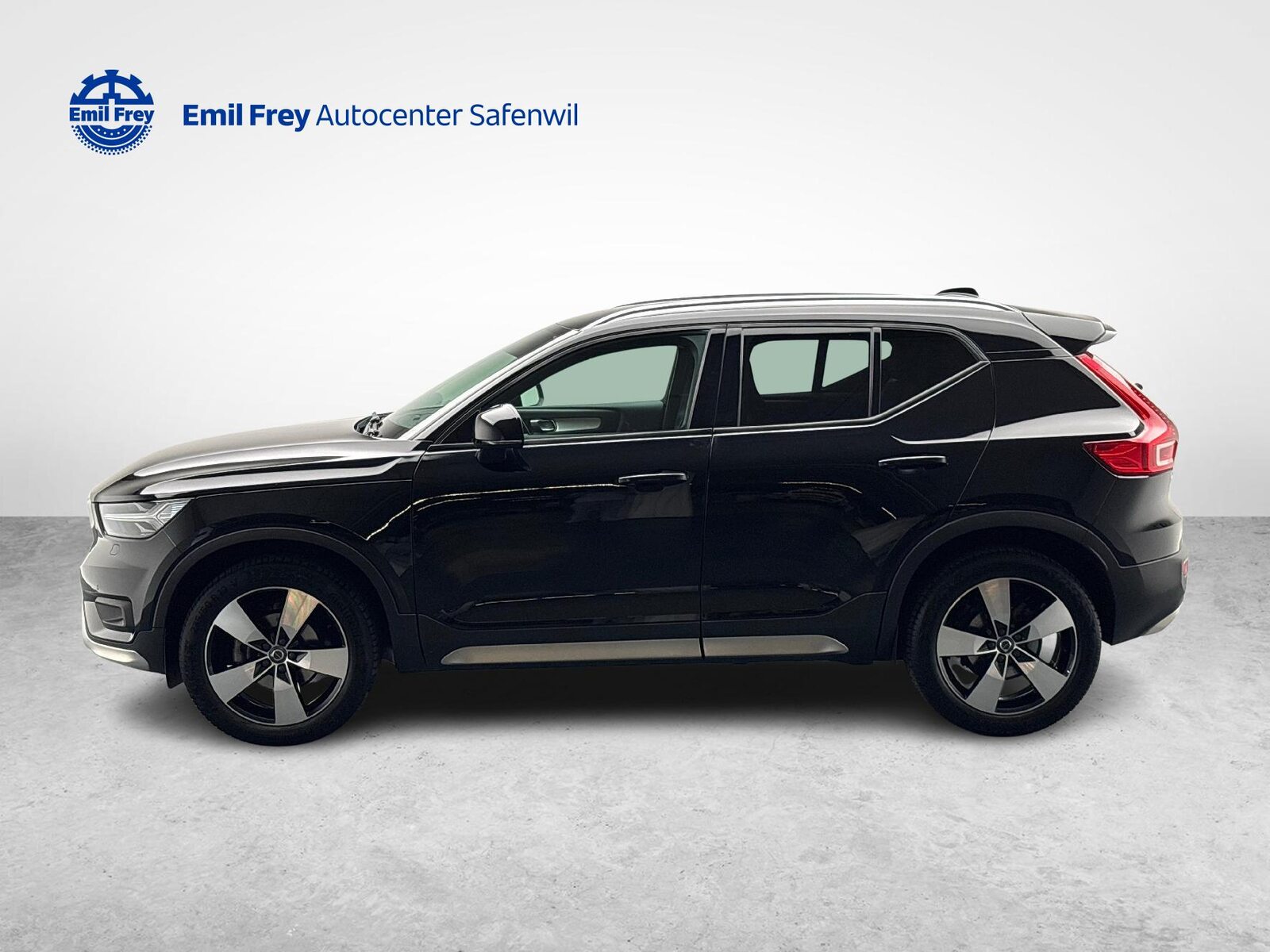 VOLVO XC40 1.5 T2 Momentum, Benzina, Occasioni / Usate, Automatico - 2