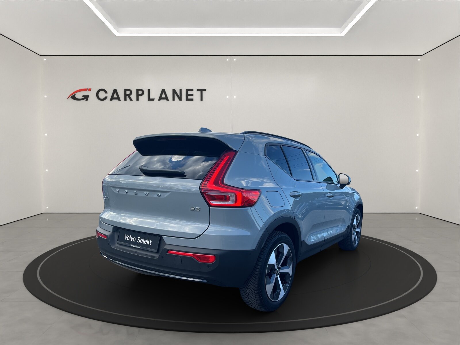 VOLVO XC40 2.0 B3 MH Plus Dark, Mild-Hybrid Benzin/Elektro, Occasion / Gebraucht, Automatik - 5