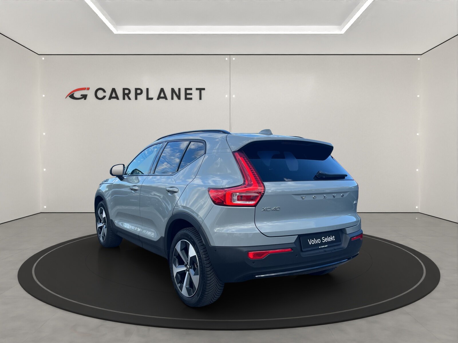 VOLVO XC40 2.0 B3 MH Plus Dark, Mild-Hybrid Benzin/Elektro, Occasion / Gebraucht, Automatik - 6