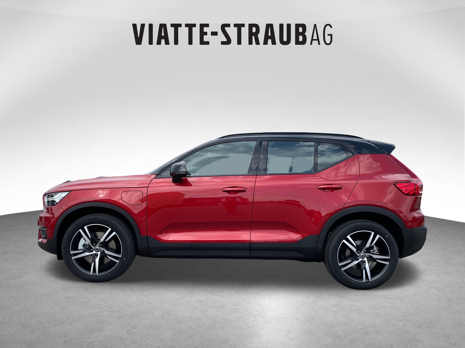 VOLVO XC40 1.5 T4 PiH R-Design, Plug-in-Hybrid Benzina/Elettrica, Occasioni / Usate, Automatico - 2