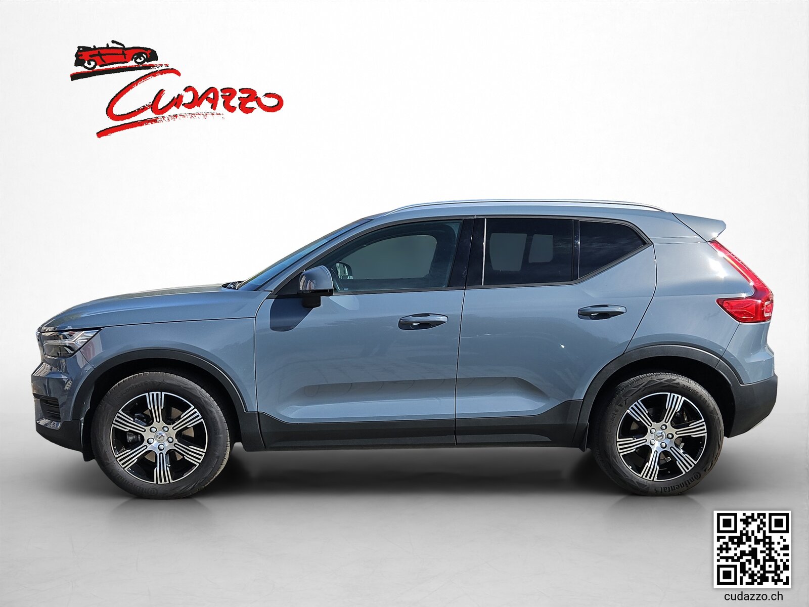 VOLVO XC40 Diesel 4x4 2.0 D4 Momentum AWD, Diesel, Second hand / Used, Automatic - 3