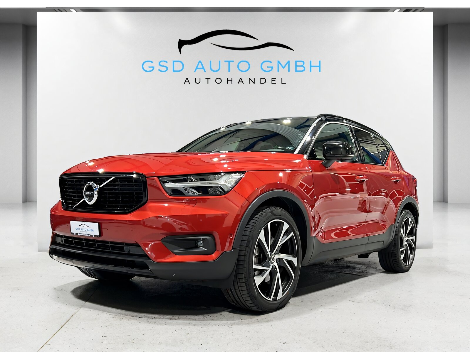 VOLVO XC40 D4 AWD R-Design Geartronic**Sthz,AHK,Panodach,360 Kame
