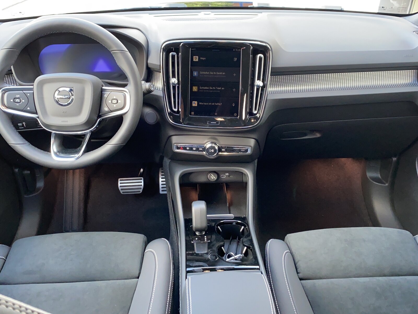VOLVO XC40 P6 Ultimate, Elektro, Occasion / Gebraucht, Automatik - 6