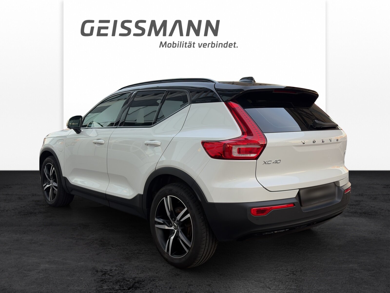 VOLVO XC40 1.5 T5 PiH R-Design, Plug-in-Hybrid Benzin/Elektro, Occasion / Gebraucht, Automatik - 6