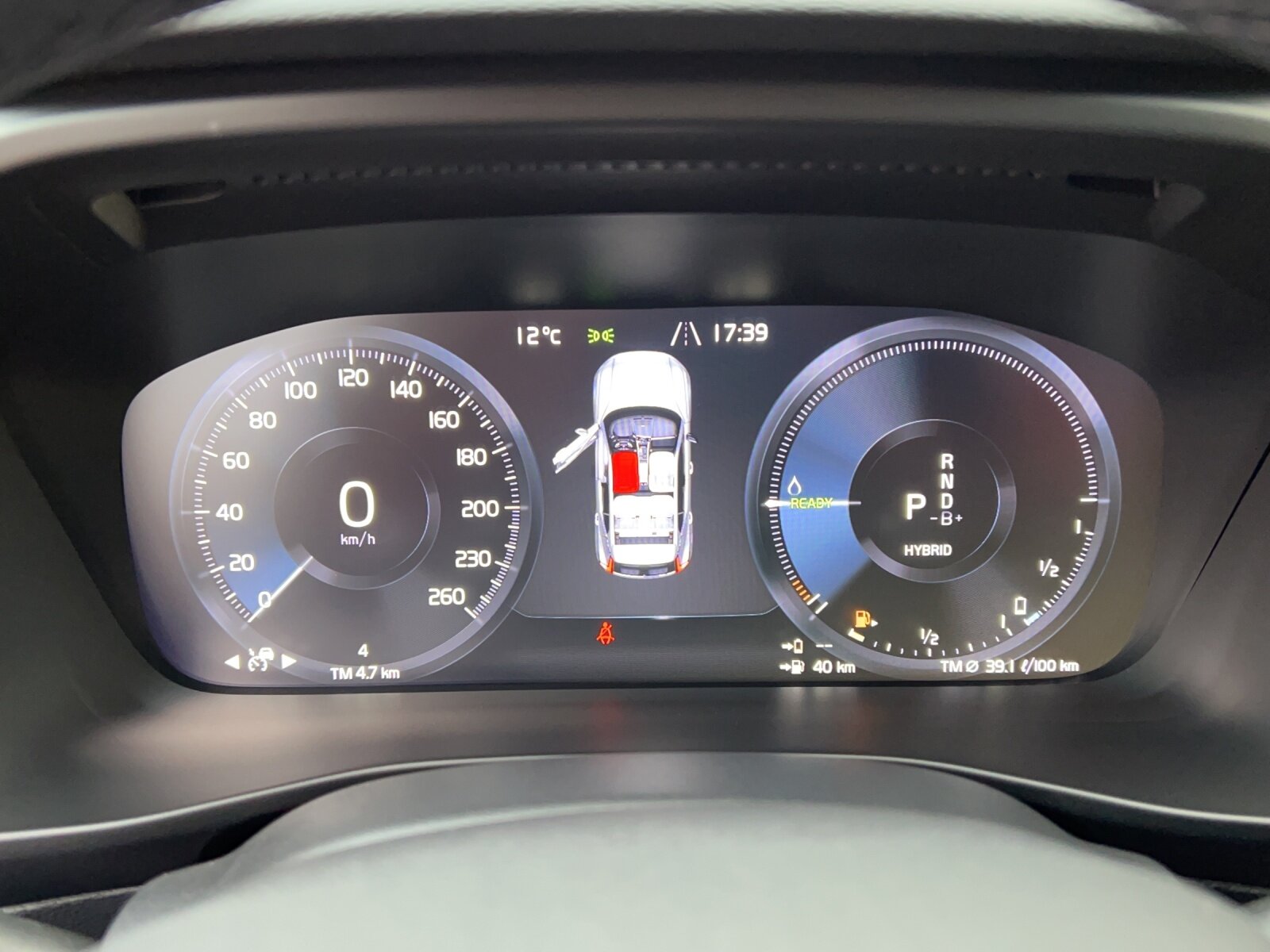 VOLVO XC40 1.5 T5 PiH Inscription, Plug-in-Hybrid Benzin/Elektro, Occasion / Gebraucht, Automatik - 7