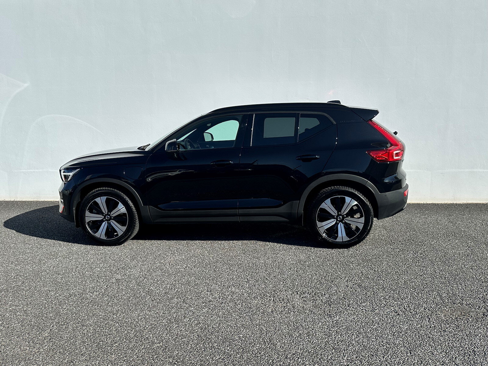 VOLVO XC40 1.5 T5 PiH Plus Dark, Hybride Rechargeable Essence/Électricité, Occasion / Utilisé, Automatique - 2