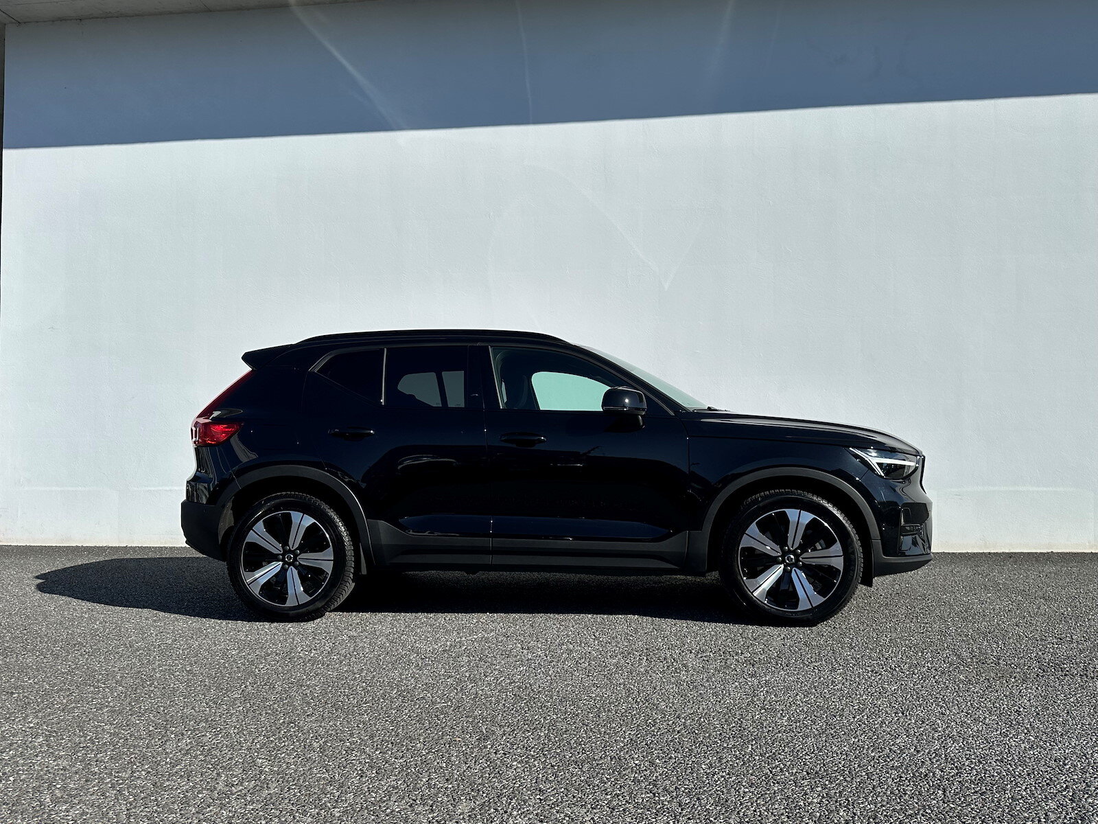 VOLVO XC40 1.5 T5 PiH Plus Dark, Hybride Rechargeable Essence/Électricité, Occasion / Utilisé, Automatique - 4