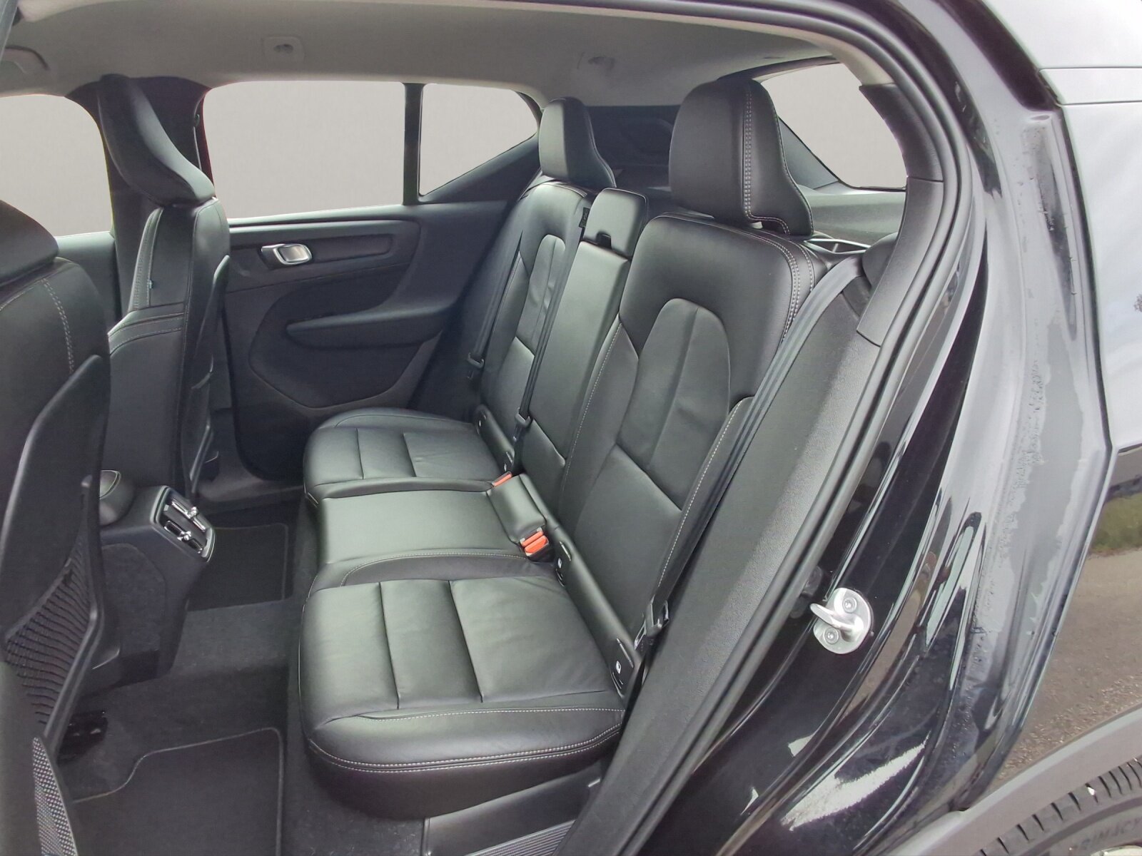 VOLVO XC40 2.0 B4 MH Plus Bright, Hybride Leggero Benzina/Elettrica, Occasioni / Usate, Automatico - 7