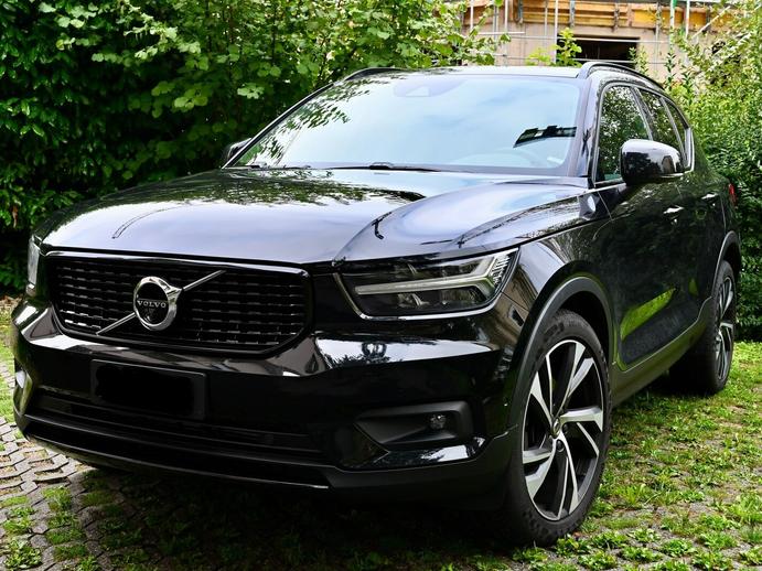 VOLVO XC40 2.0 T5 R-Design AWD, Essence, Occasion / Utilisé, Automatique