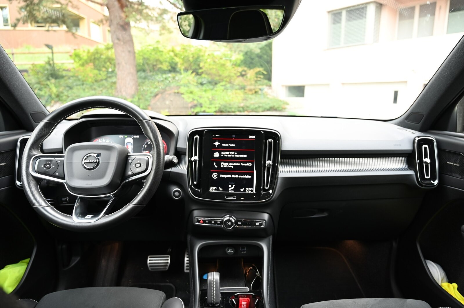 VOLVO XC40 2.0 T5 R-Design AWD, Benzina, Occasioni / Usate, Automatico - 4