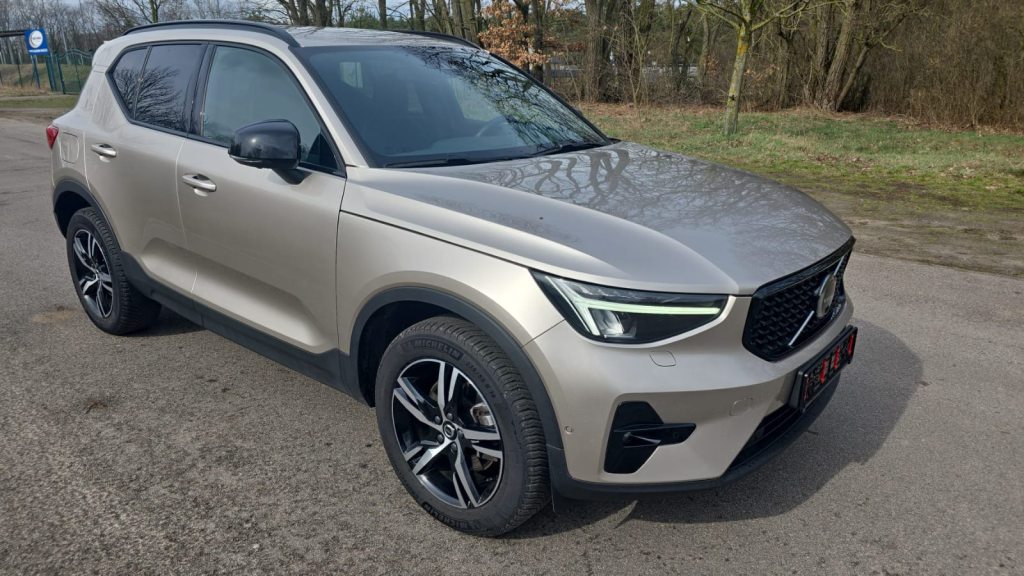 VOLVO XC40 B4, Benzina, Occasioni / Usate, Automatico - 3