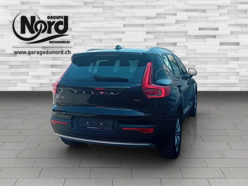 VOLVO XC40 2.0 T4 Momentum AWD, Benzina, Occasioni / Usate, Automatico - 2