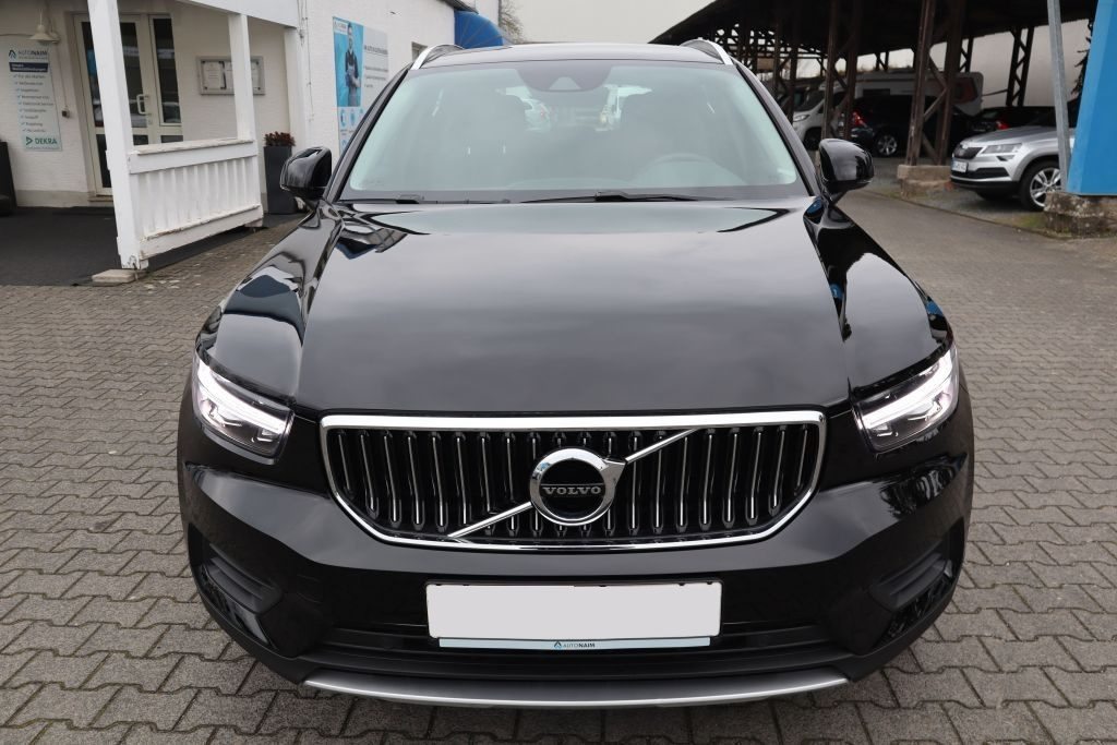 VOLVO XC40 T4 Recharge Hybrid, Voll-Hybrid Benzin/Elektro, Occasion / Gebraucht, Automatik - 2