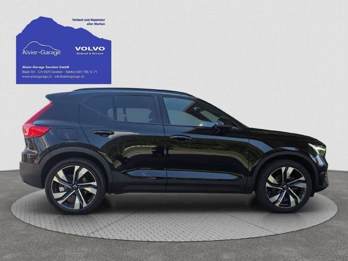 VOLVO XC40 2.0 B5 MH Ultimate Dark AWD, Mild-Hybrid Petrol/Electric, Second hand / Used, Automatic