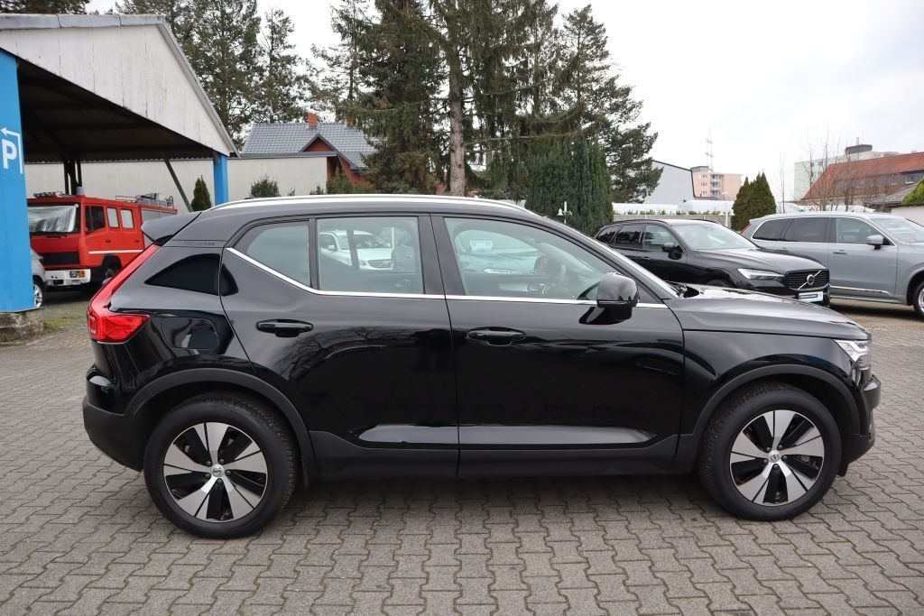 VOLVO XC40 T4 Recharge Hybrid, Voll-Hybrid Benzin/Elektro, Occasion / Gebraucht, Automatik - 4