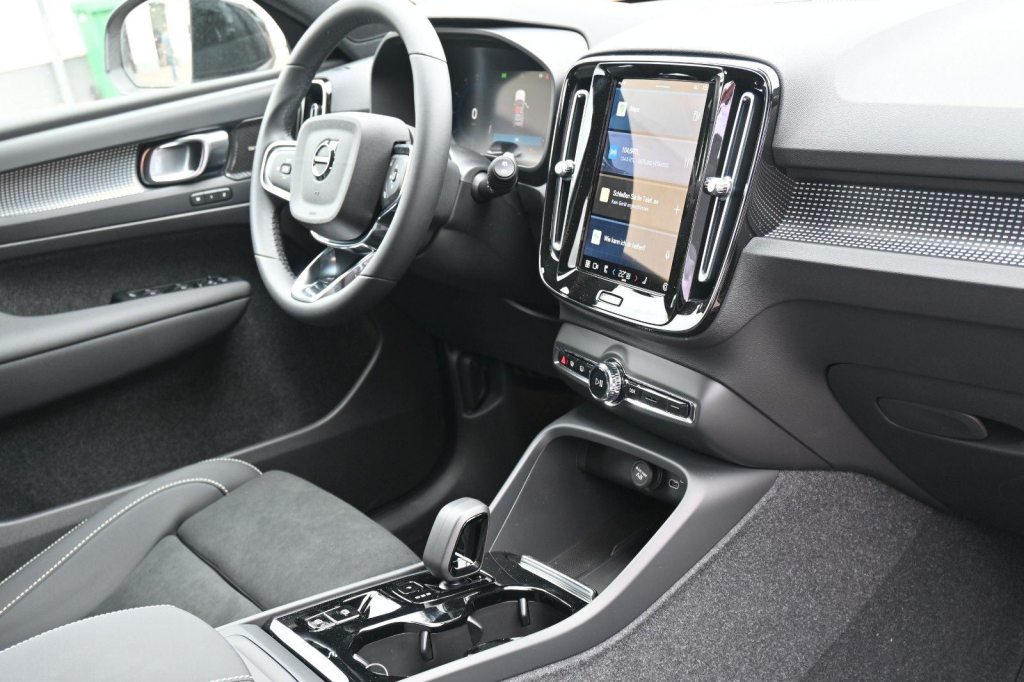 VOLVO XC40 B4, Essence, Occasion / Utilisé, Automatique - 7