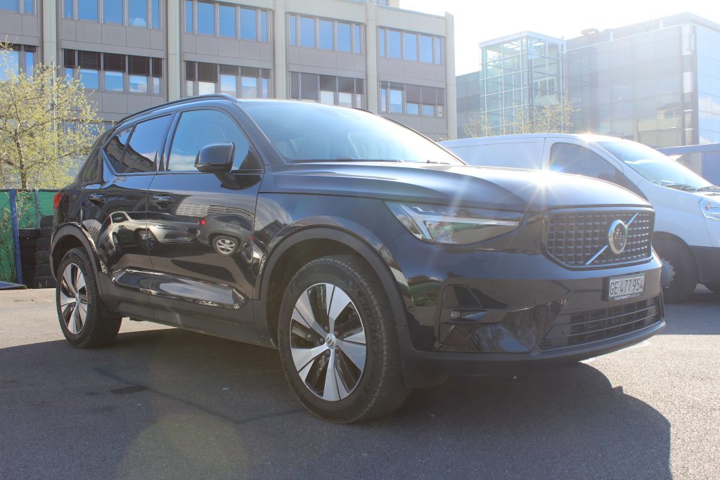 VOLVO XC40 1.5 T5 PiH Ultimate Dark, Plug-in-Hybrid Benzina/Elettrica, Occasioni / Usate, Automatico - 4