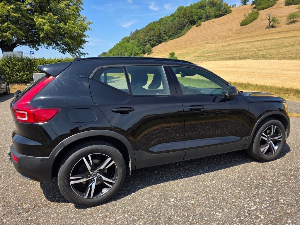 VOLVO XC40 2.0 T5 R-Design AWD, Petrol, Second hand / Used, Automatic - 4