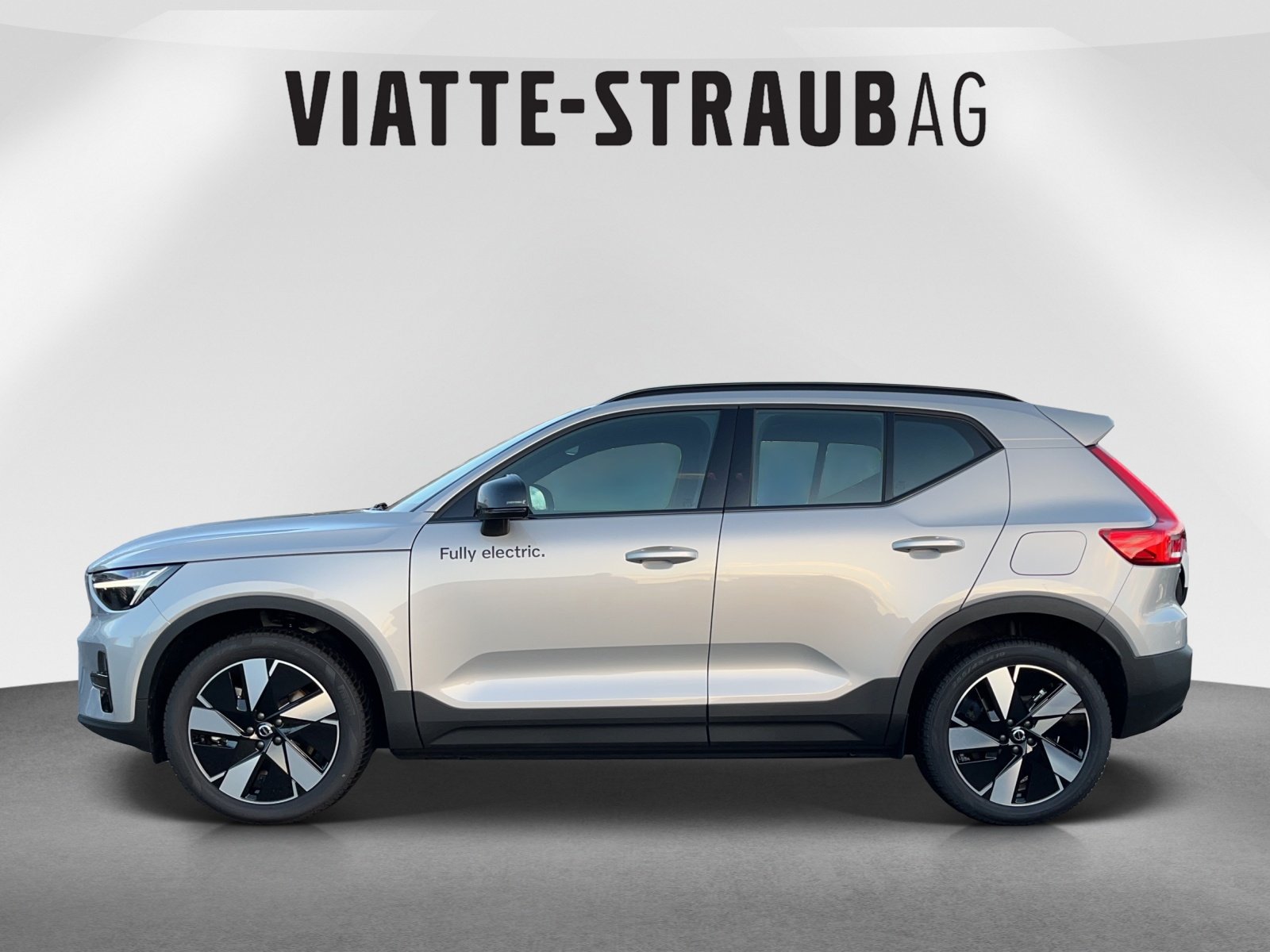 VOLVO XC40 E80 Plus, Elektro, Vorführwagen, Automatik - 2