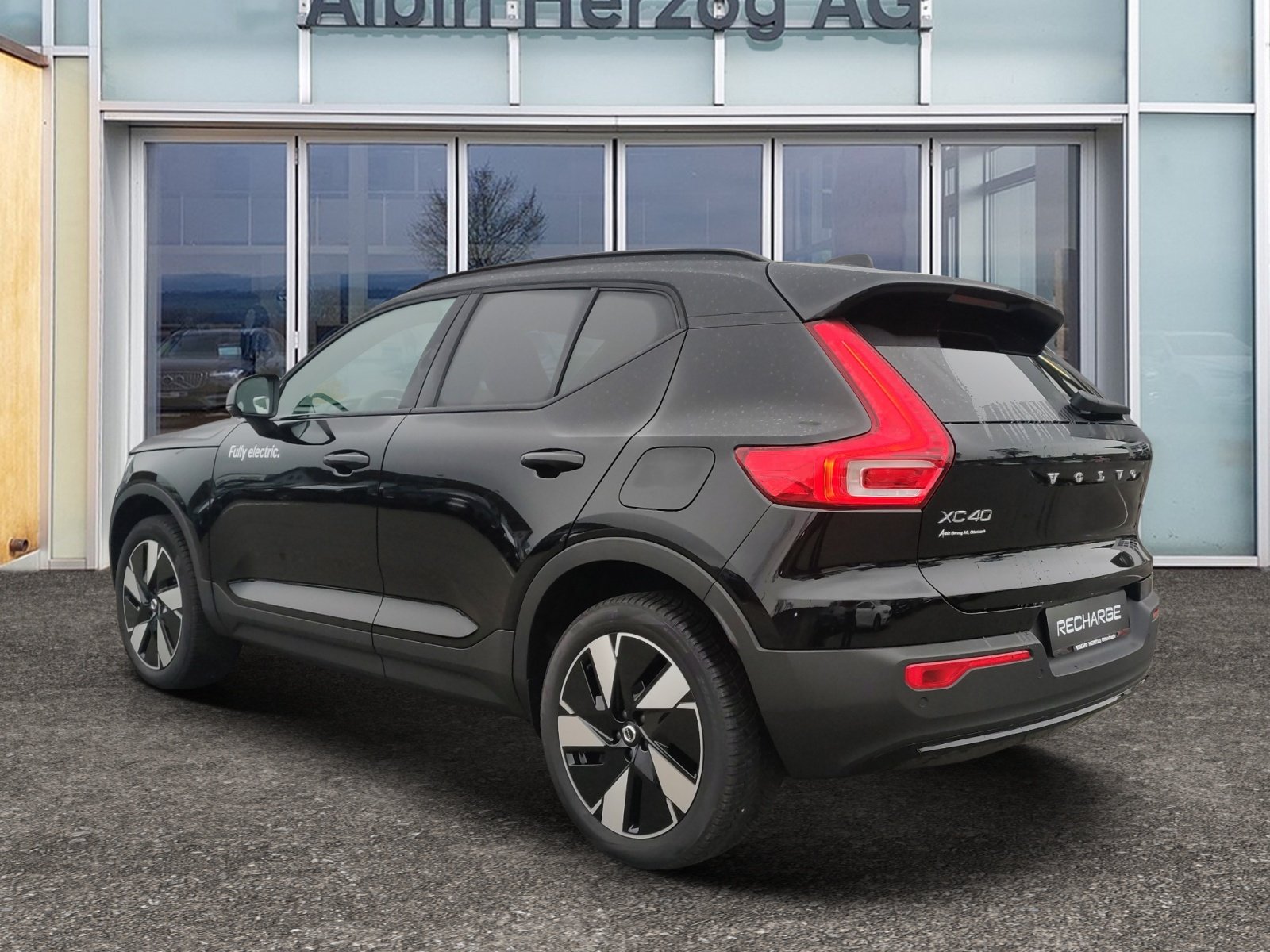 VOLVO XC40 E60 Core, Elektro, Vorführwagen, Automatik - 3