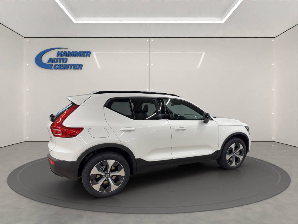 VOLVO XC40 2.0 B4 MH Ultra Dark, Mild-Hybrid Benzin/Elektro, Vorführwagen, Automatik - 4